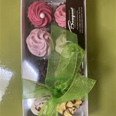 8 CUPCAKE CHOCOLATES
